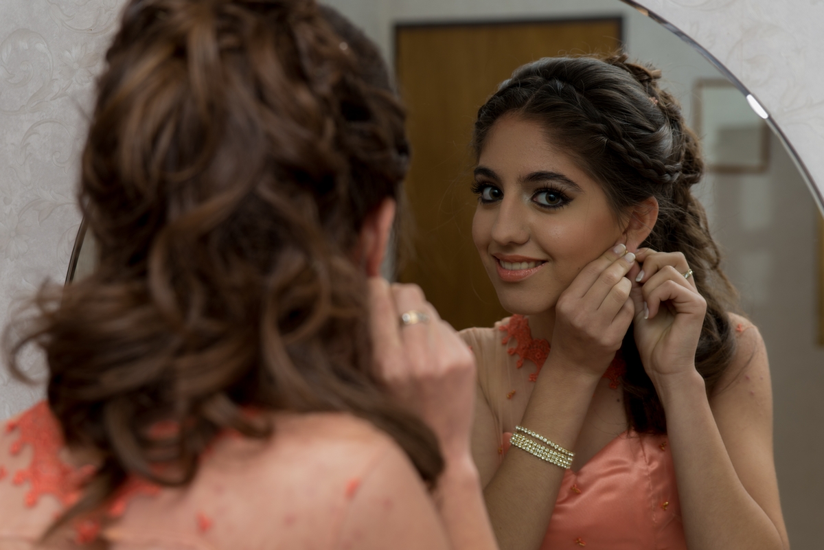 Fotos de la fiesta de quince de Abril por Diego Delgado Fotógrafo.