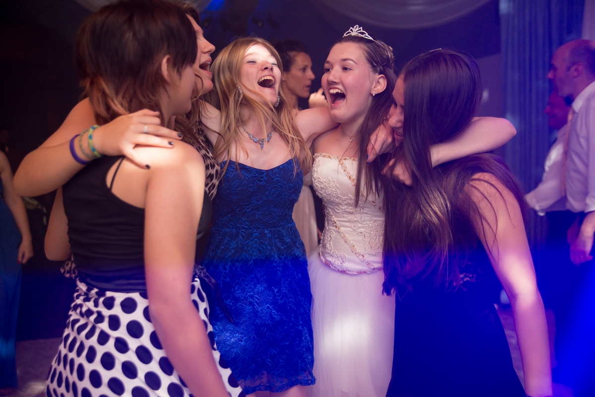 Fotos de la fiesta de quince de Agustina por Diego Delgado Fotógrafo.