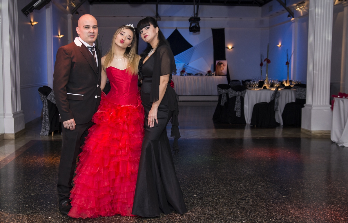 Fotos de la fiesta de quince de Camila por Diego Delgado Fotógrafo.