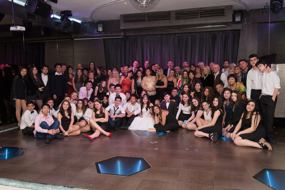Fotos de la fiesta de quince de Emilia por Diego Delgado Fotógrafo.