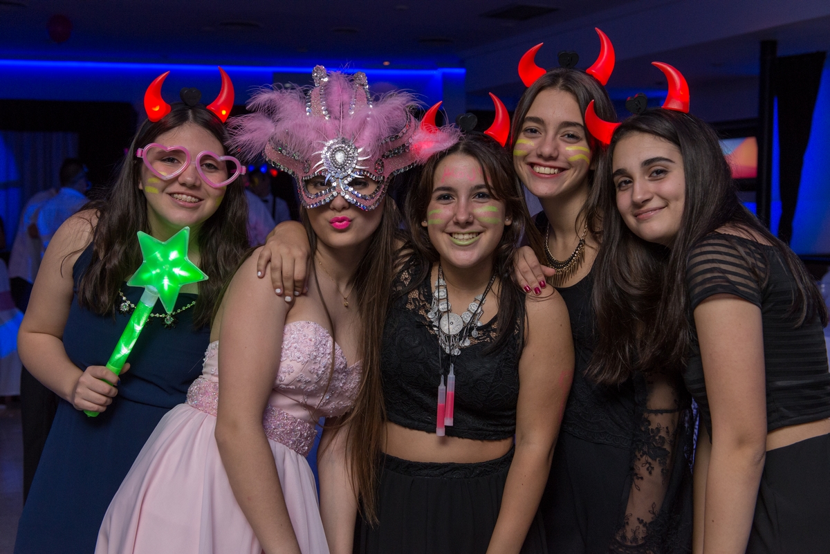 Fotos de la fiesta de quince de Agustina por Diego Delgado Fotógrafo