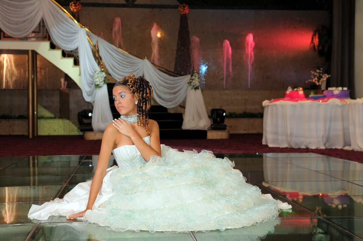 Denise Fiesta XV- Diego Delgado 4